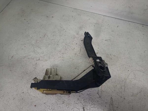 SERRURE DE PORTE AVANT GAUCHE FORD FIESTA 2001-2008 - Vue 1